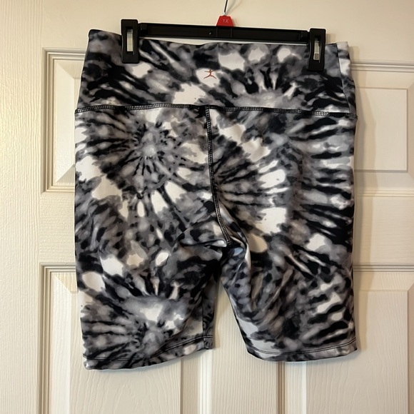 Danskin biker shorts, size L. - Picture 2 of 3